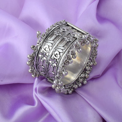 Classic Silver Color Oxidised Openable Bracelet With Antique Cuff Design