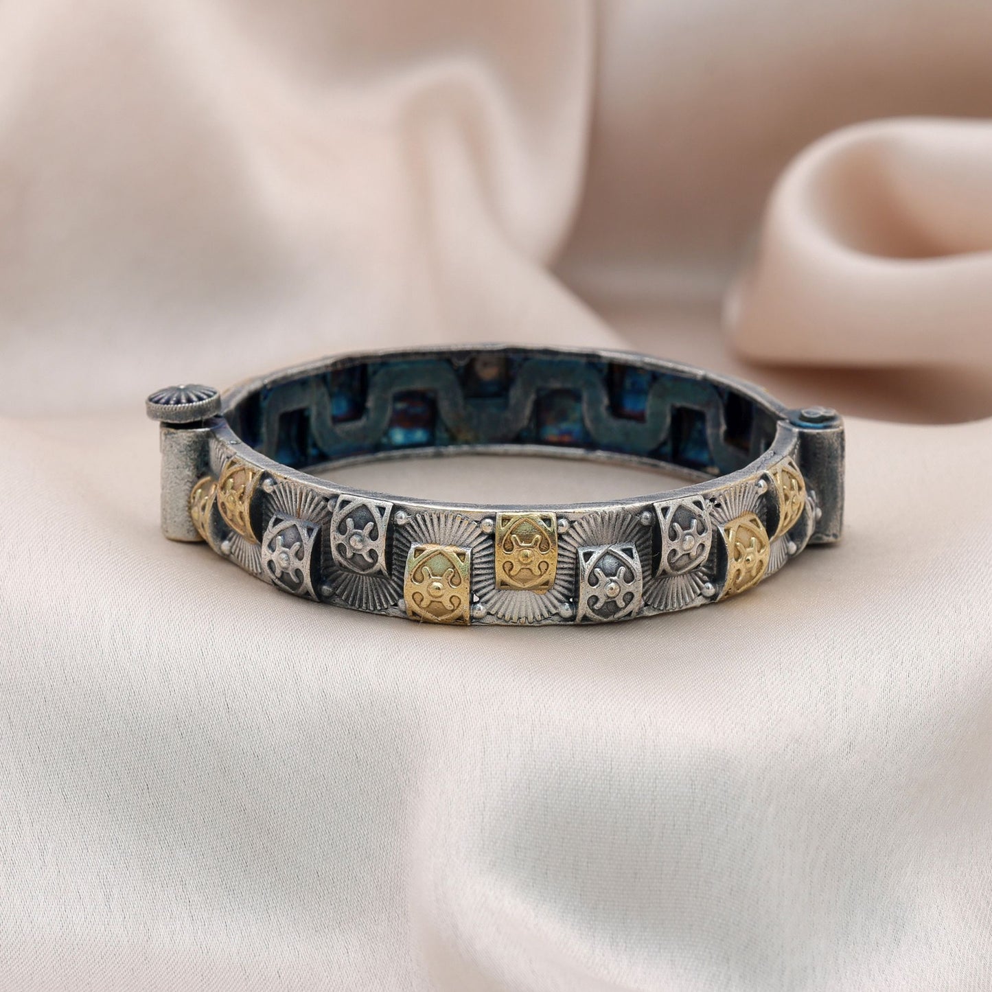 Classic Gold & Silver Color Two Tone Oxidised Openable Bracelet With Antique Inspired Elegant Design