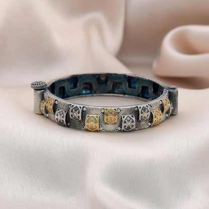Classic Gold & Silver Color Two Tone Oxidised Openable Bracelet With Antique Inspired Elegant Design