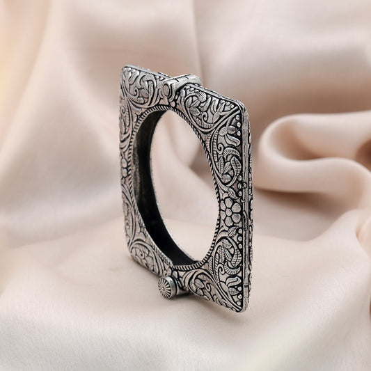 Elegant Silver Color Oxidised Openable Bracelet With Tribal Inspired Traditional Finish Artwork Design