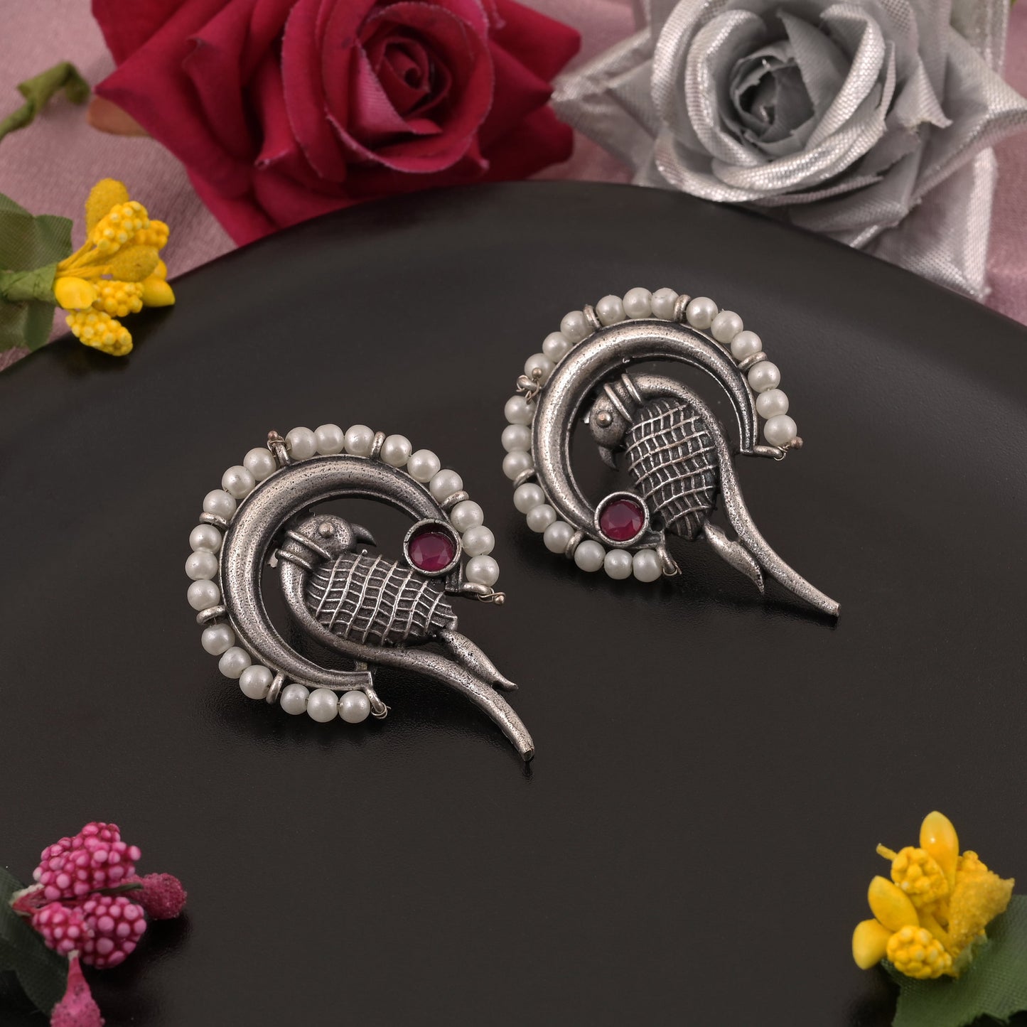 Rani Color Oxidierte Ohrringe mit antikem Finish und leichtem Tragegefühl