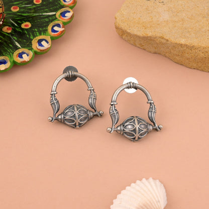 Trendige und edle silberfarbene oxidierte Ohrringe für jeden Anlass