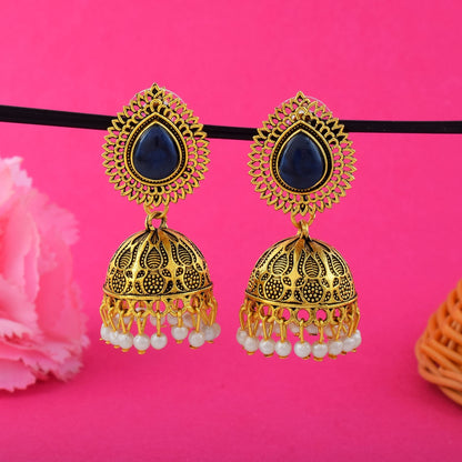 Stilvolle oxidierte Ohrringe in Marineblau, perfekt für Brautpartys und ethnische Outfits.