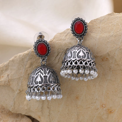 Attraktive oxidierte Ohrringe in Rot, perfekt für das tägliche Styling von Frauen, Hochzeiten und traditionelle Outfits