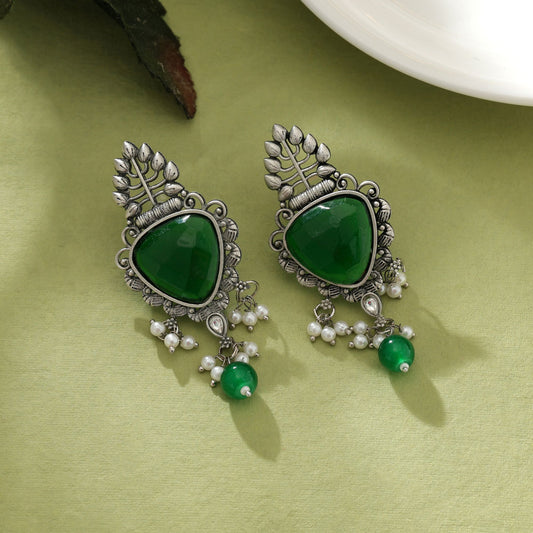 Grüne, oxidierte Ohrringe, elegant, ethnisch, traditionell, Alltagsschmuck