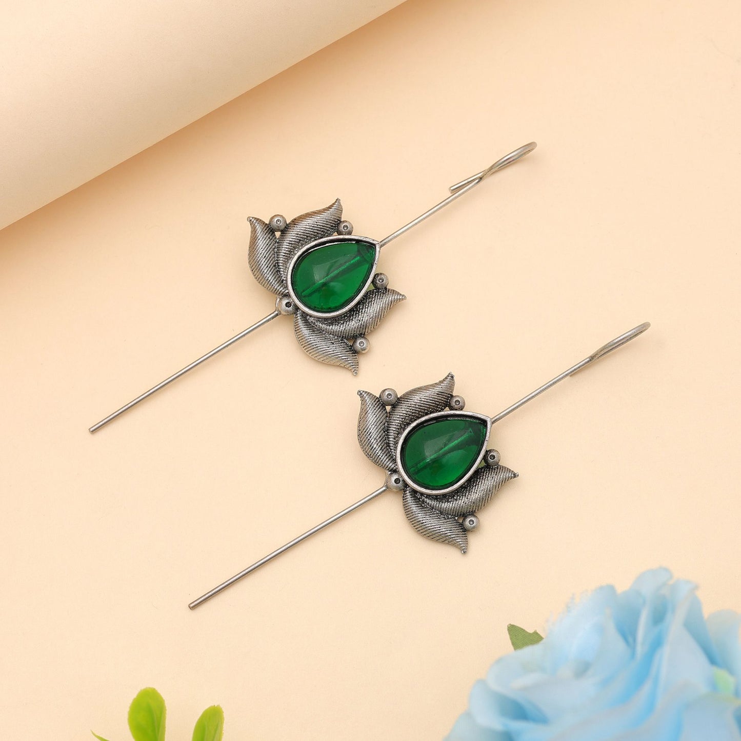 Grüne Farbe Oxidierter Ohrclip Elegante Traditionelle Statement-Schmuck