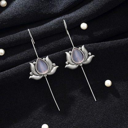 Hellrosa Farbe oxidierte Ohrklemme stilvolles minimalistisches traditionelles Schmuckdesign