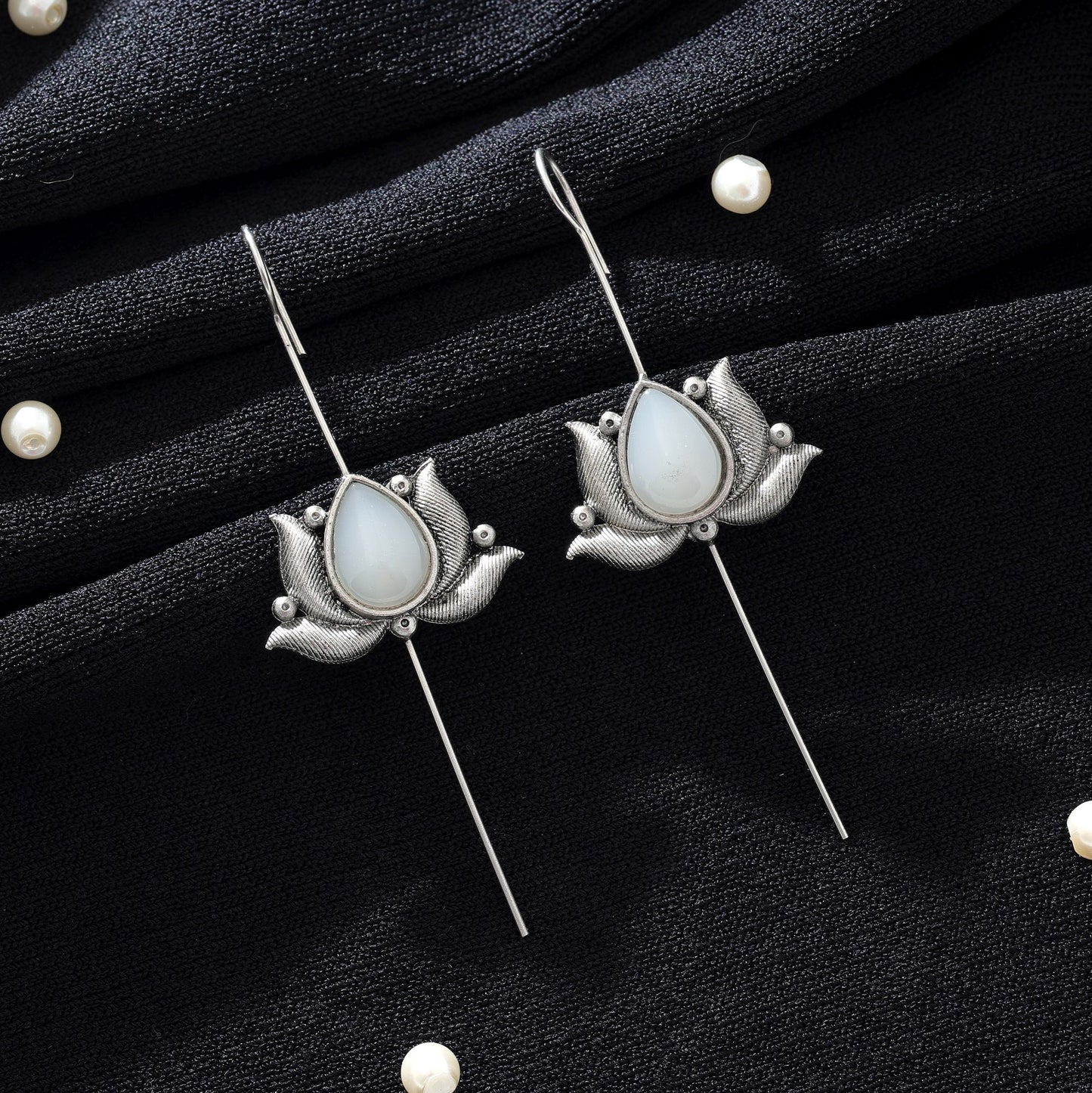 Silberfarbener oxidierter Ohr-Cuff Klassisches minimales ethnisches Schmuckdesign