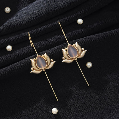 Hellrosafarbene oxidierte Ohrklemme, elegante minimalistische Schmuck