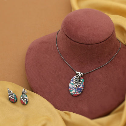 Wunderschönes mehrfarbiges oxidiertes Halsketten-Set für Brautschmuck und kulturelle Mode-Outfits