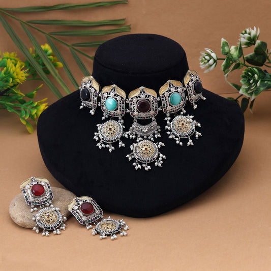 Mehrfarbiges Halsband, zweifarbiges oxidiertes Halskettenset für lebendige festliche Eleganz mit oxidierter Oberfläche