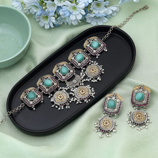 Pistaziengrünes Choker-Set mit zweifarbig oxidierter Kette, gefertigt für einen anmutigen klassischen Look