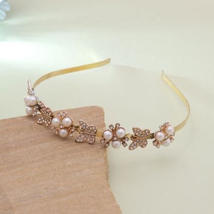 White Color Elegant Fashion Hair Band For Women With Stylish Party Wear Look