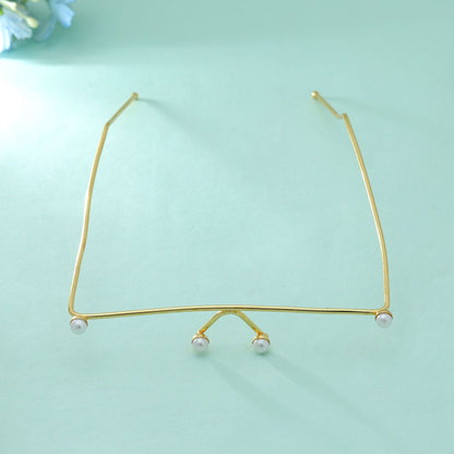 Goldfarbene Brille ohne Gläser Stilvoller Vintage Rahmen Party Mode Accessoire