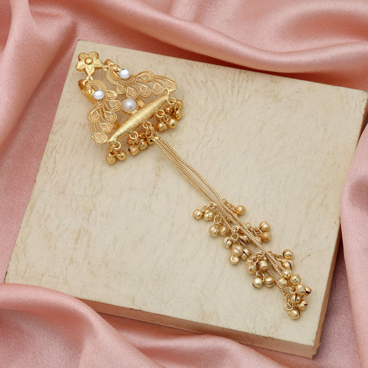 Haarnadel in Weiß, elegant, Brautschmuck, stilvolles Hochzeitsaccessoire