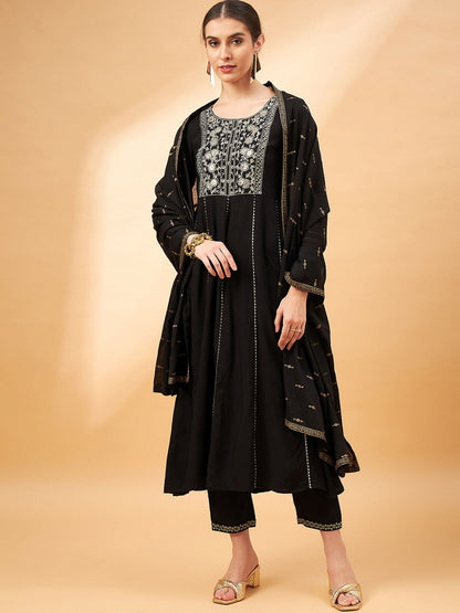 Black Color Embroidered Gotta Patti Sequined Anarkali Kurta With Trousers & Dupatta
