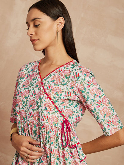 Mehrfarbiges Angrakha-Kurti aus reiner Baumwolle mit Blumenmuster und Hose