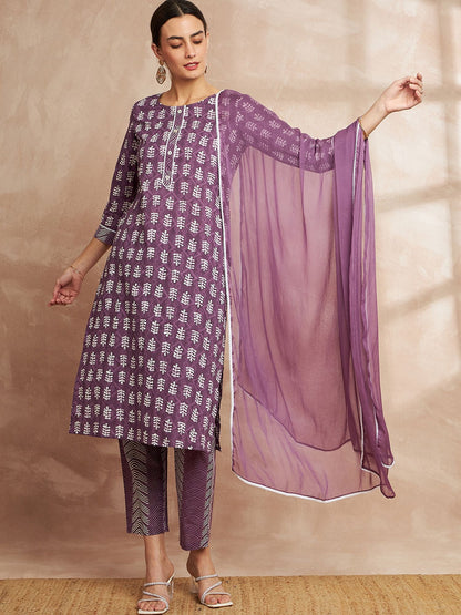 Purple Color Ethnic Motifs Printed Regular Pure Cotton Kurta with Trousers & With Dupatta