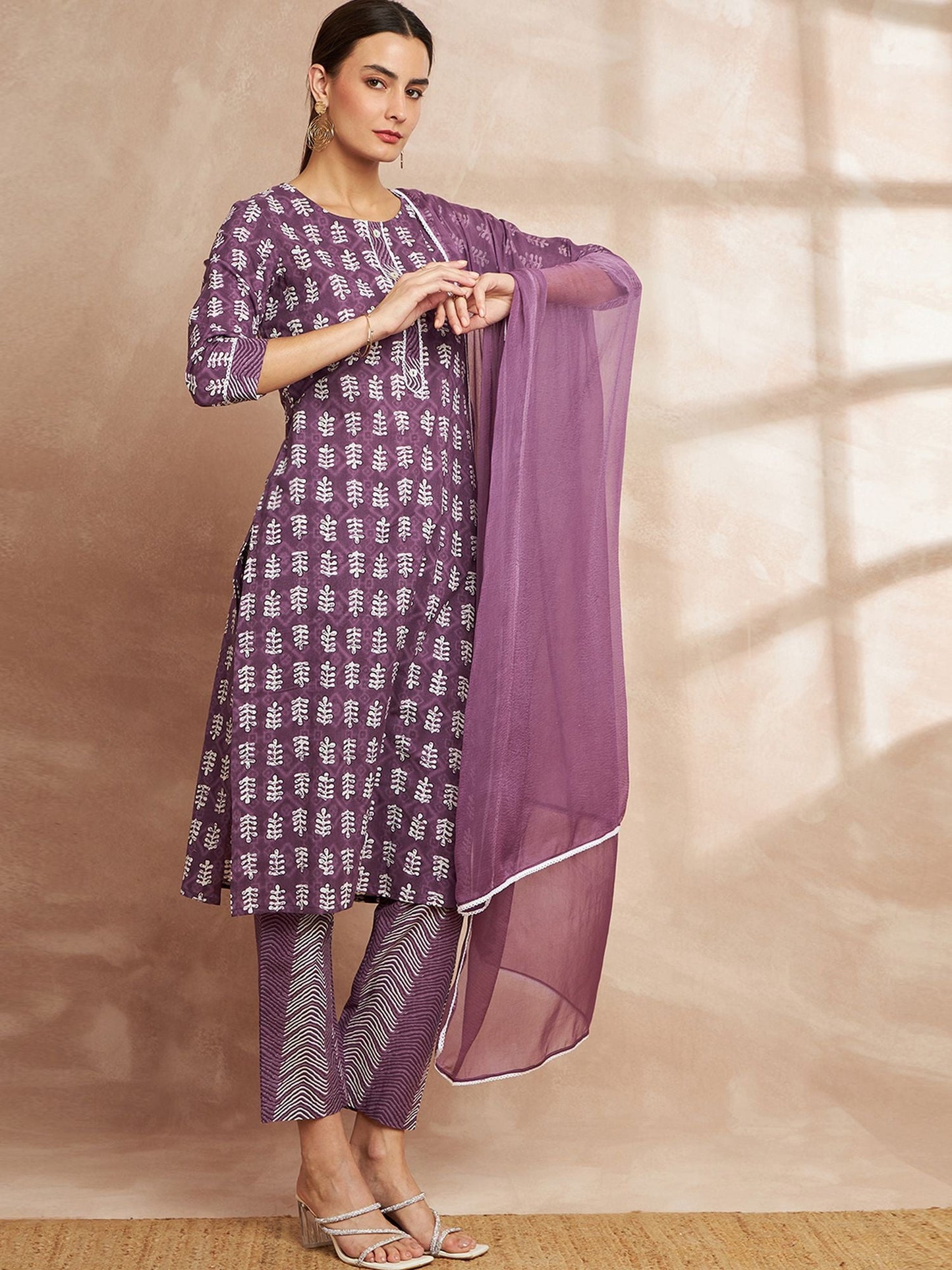 Purple Color Ethnic Motifs Printed Regular Pure Cotton Kurta with Trousers & With Dupatta
