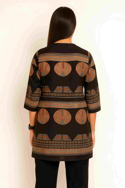 Schwarzfarbenes bedrucktes traditionelles Co-Ord-Set