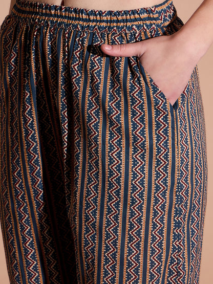 Hemd-Hosen-Set aus Baumwolle mit ethnischen Motiven