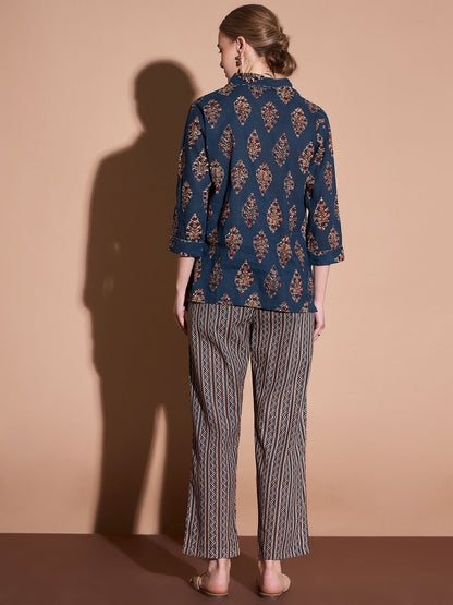 Hemd-Hosen-Set aus Baumwolle mit ethnischen Motiven