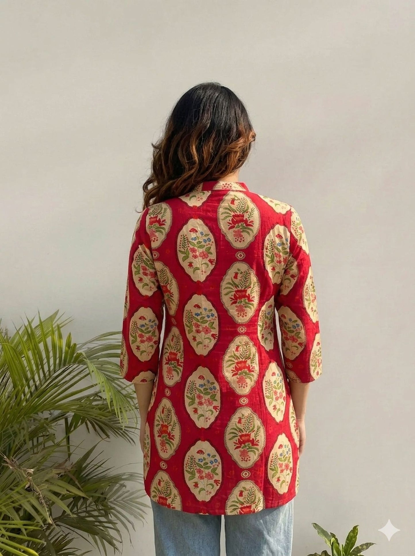 Rote Kurz-Kurti, leicht und sommerfreundlich