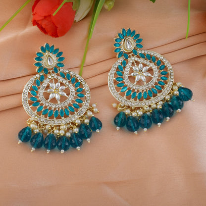 Rama Green Color Kundan Earrings