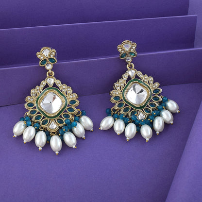 Kundan-Ohrringe in grüner Rama-Farbe