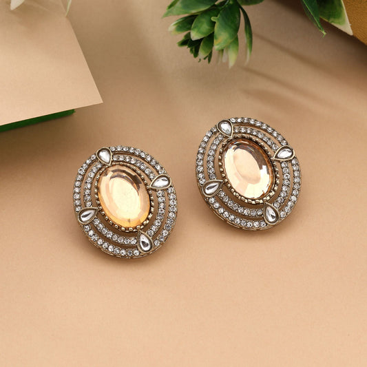 Shiny Gold Color Stud Kundan Earrings For Bridal And Elegant Style