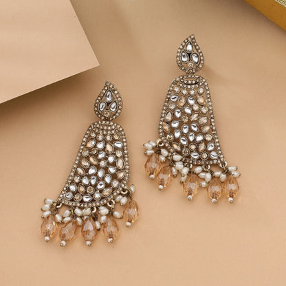 Shimmering Gold Color Kundan Earrings With Exquisite Craftsmanship And Finish
