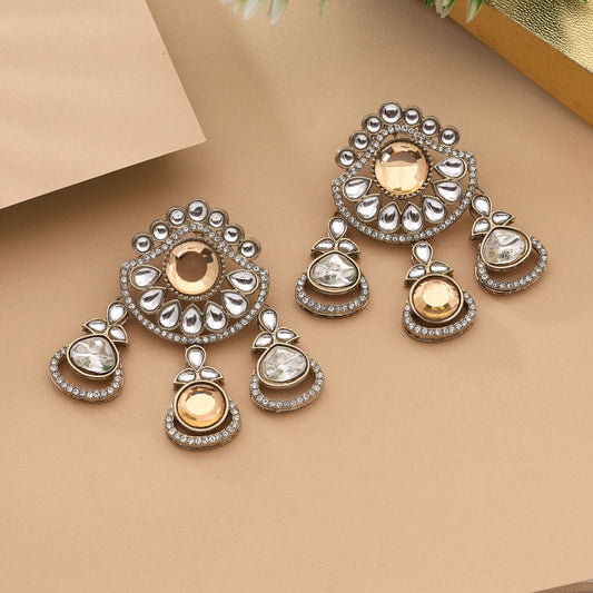 Royal Gold Color Kundan Earrings Perfect For Elegant Party Wear