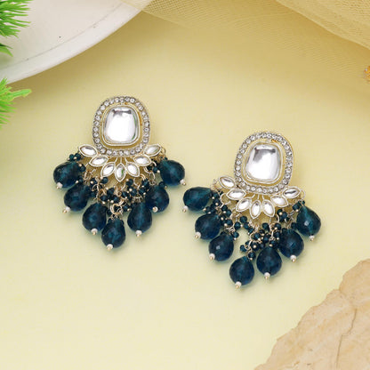 Tuerques Blaue Kundan Ohrringe mit traditionellem Polki-Design für Frauen