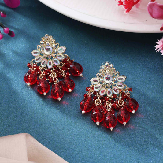 Rote Kundan-Ohrringe im traditionellen Polki-Stil und mit Perlendetails