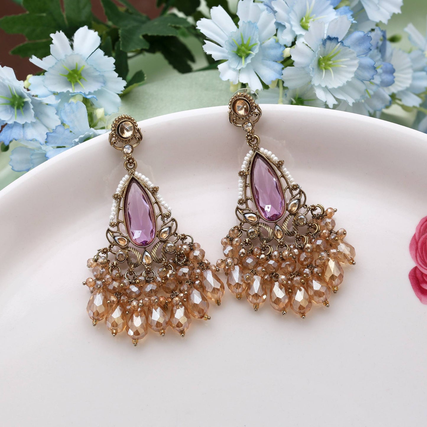 Light Purple Color Kundan Earrings With Beautiful Soft Tone Kundan Work For Stylish Looks
