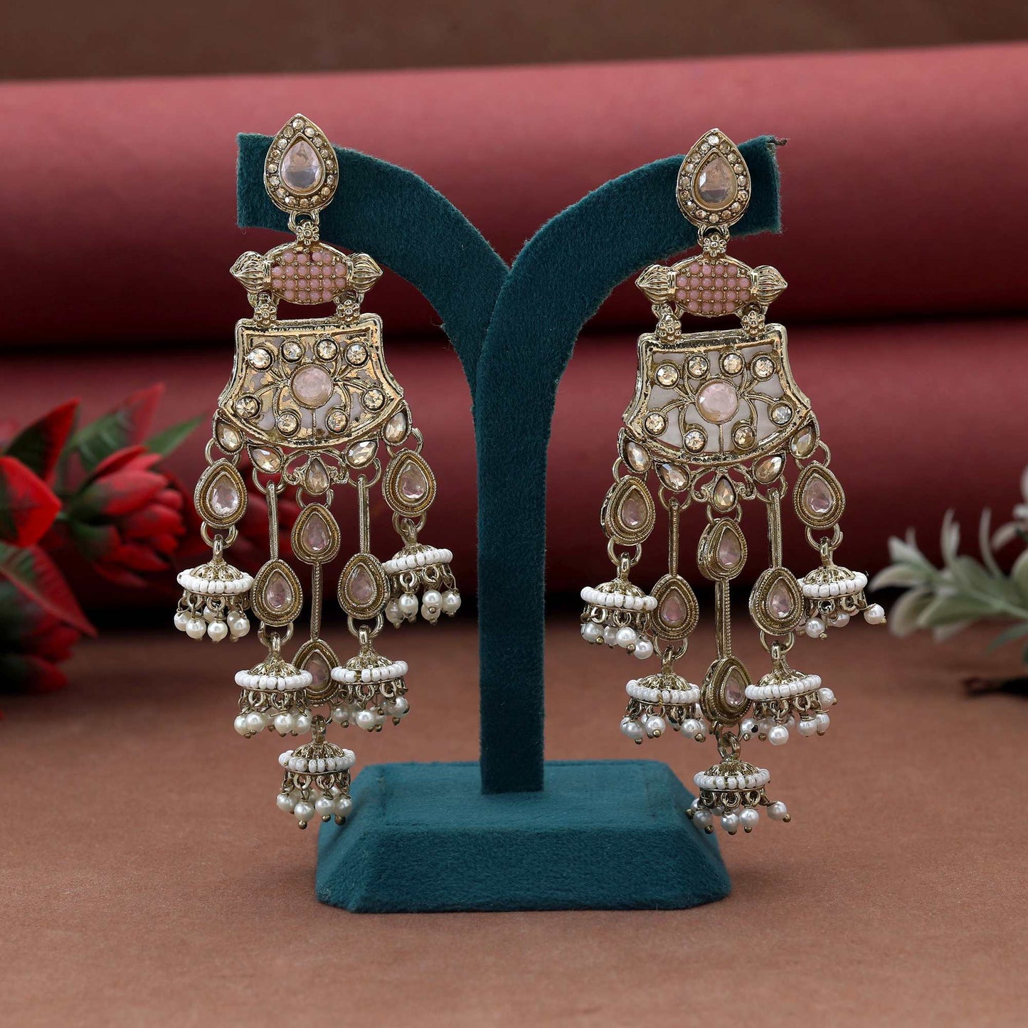 Pinkfarbene Kundan-Ohrringe, gefertigt mit wunderschöner, handgemachter Kundan-Arbeit für Damenmode