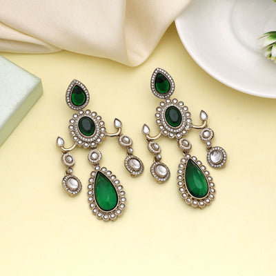 Green Color Kundan Earrings Featuring Classic Ethnic Craftsmanship