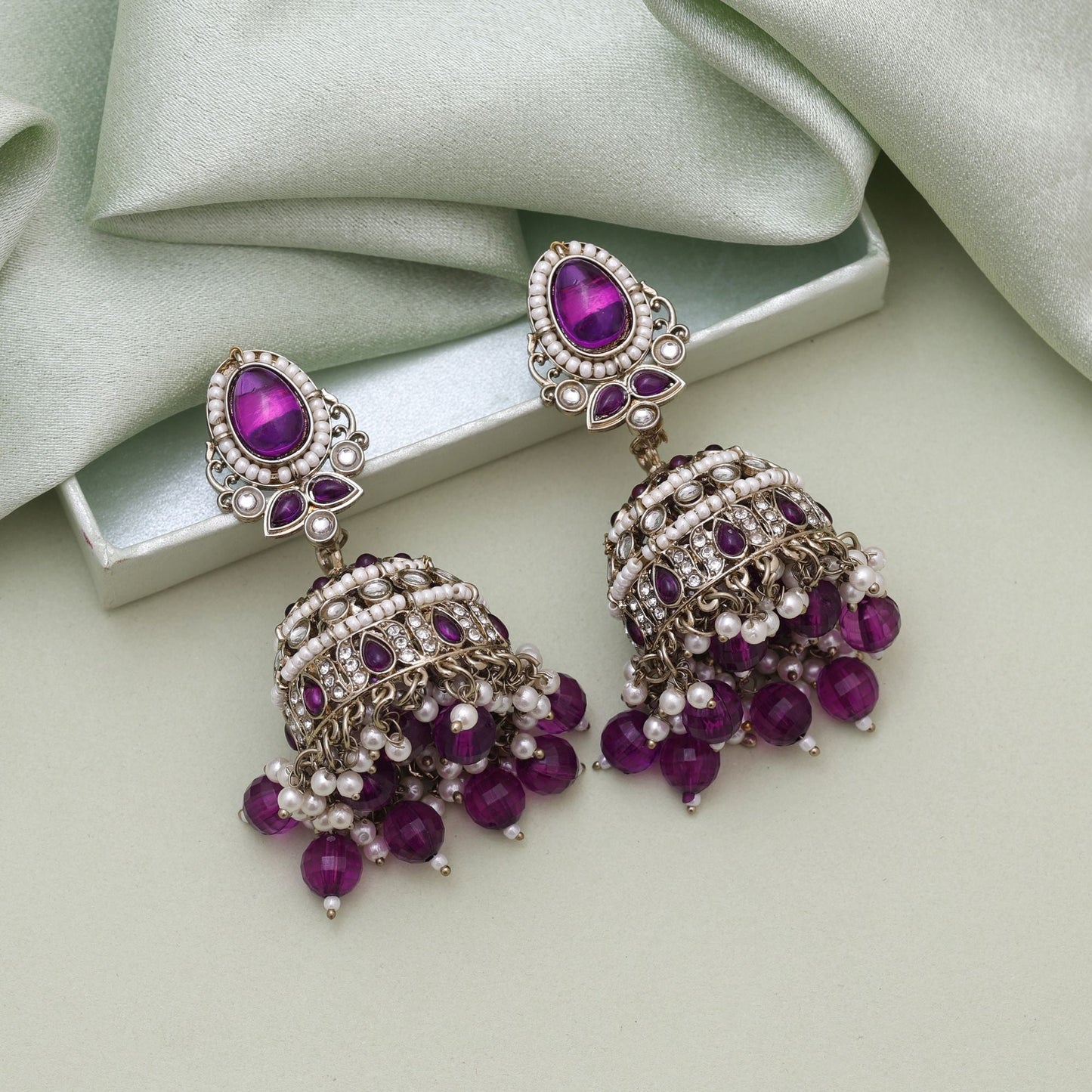 Purple Color Kundan Earrings With Royal Kundan Earrings Tikka Set Inspiration