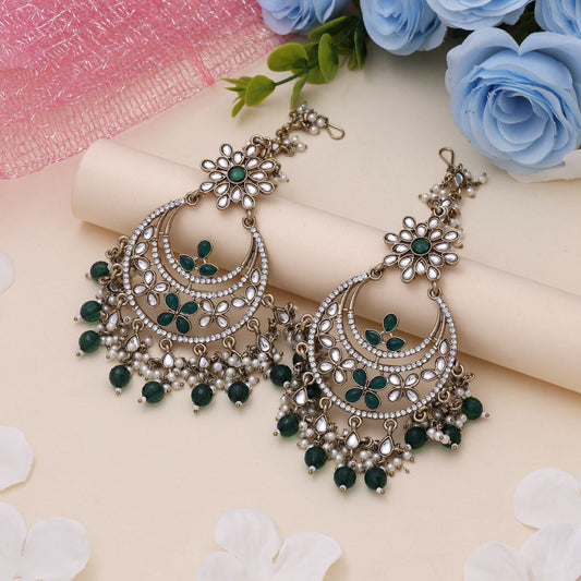 Green Color Kundan Earrings Featuring Traditional Kundan Earrings Tikka Set