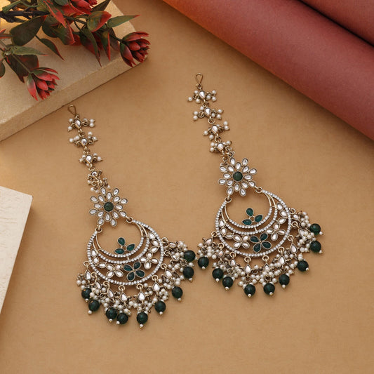 Green Color Kundan Earrings Featuring Traditional Kundan Earrings Tikka Set