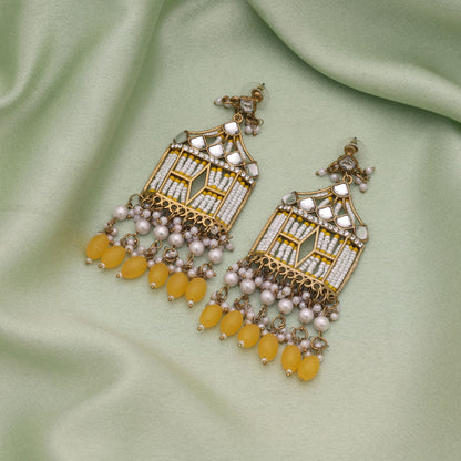 Yellow Color Festive Wear Traditional Kundan Earrings With Elegant Stone Work