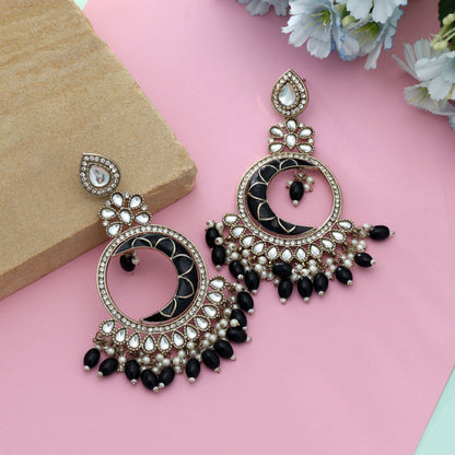 Schwarze Meena Work Kundan Ohrringe Klassisches ethnisches Party-Schmuckdesign