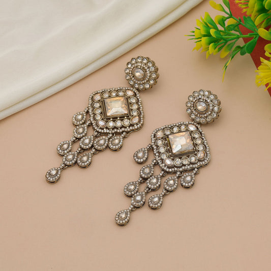 Classic Gold Color Kundan Earrings For Elegant Festive Wear