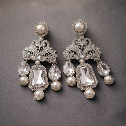 White Color Kundan Earrings with Elegant Ethnic Appeal