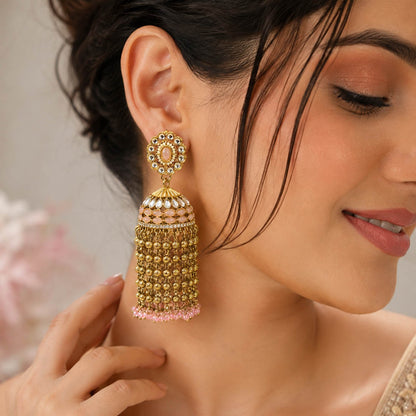 Light Pink Color Kundan Earrings with Graceful Festive Appeal