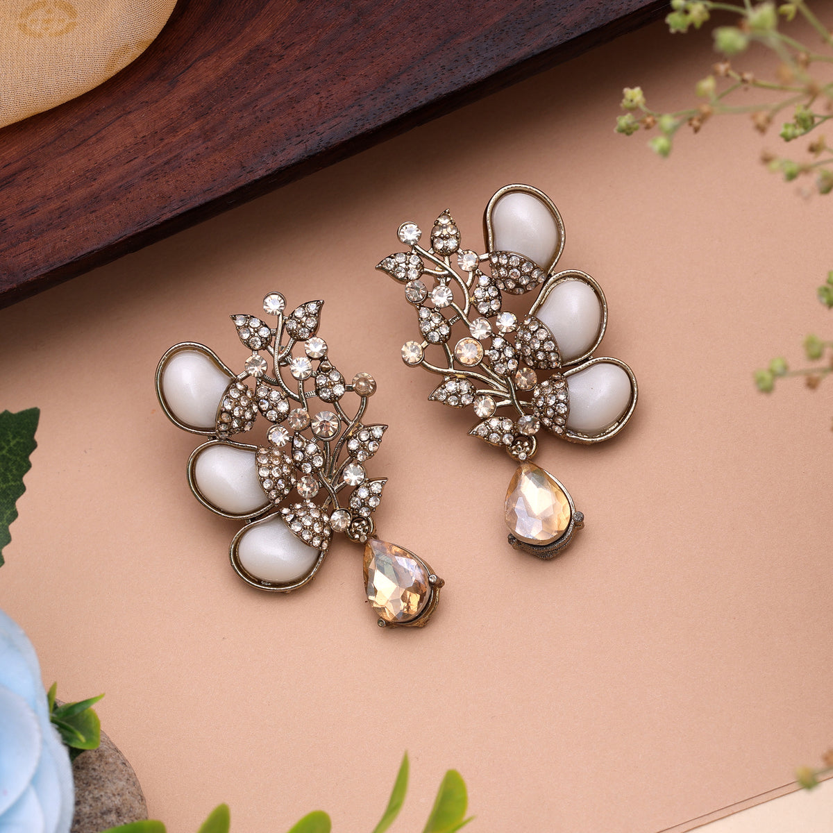 Royal Sheen Gold Color Kundan Dangle Earrings For Traditional Festival Attire