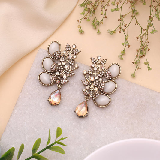 Royal Sheen Gold Color Kundan Dangle Earrings For Traditional Festival Attire