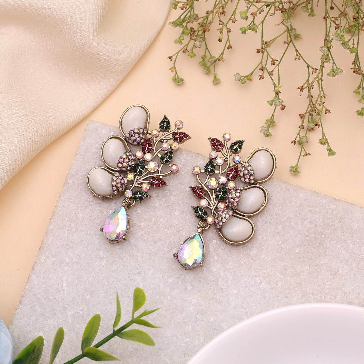 Dual Tone Maroon Green Color Kundan Jhumka Earrings For Ethnic Outfits