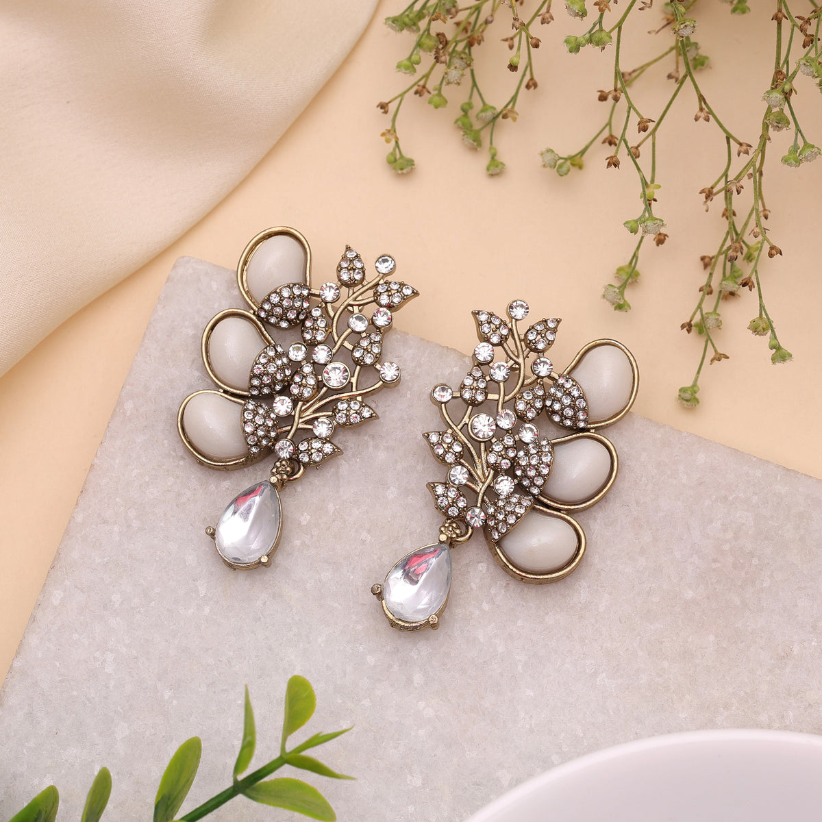 Graceful Ivory White Color Kundan Drop Earrings For Formal Ethnic Gatherings
