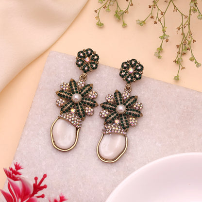 Traditional Royal Green Color Kundan Jhumka Earrings For Indian Women Outfits